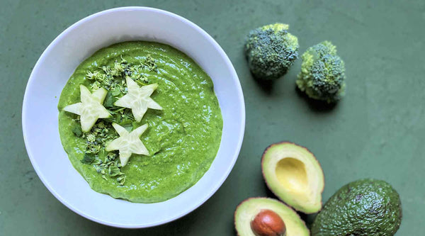 Reseptivinkki - Vihersmoothiebowl