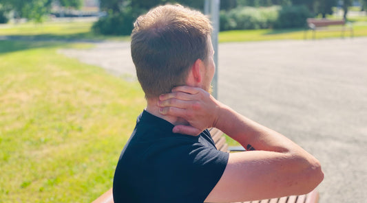 Selkä jumissa? Näillä fysioterapeuttien suosittelemilla liikkeillä pääset alkuun. 